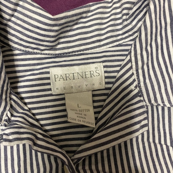 Women’s Long Sleeve Button Down Shirt - Picture 2 of 2